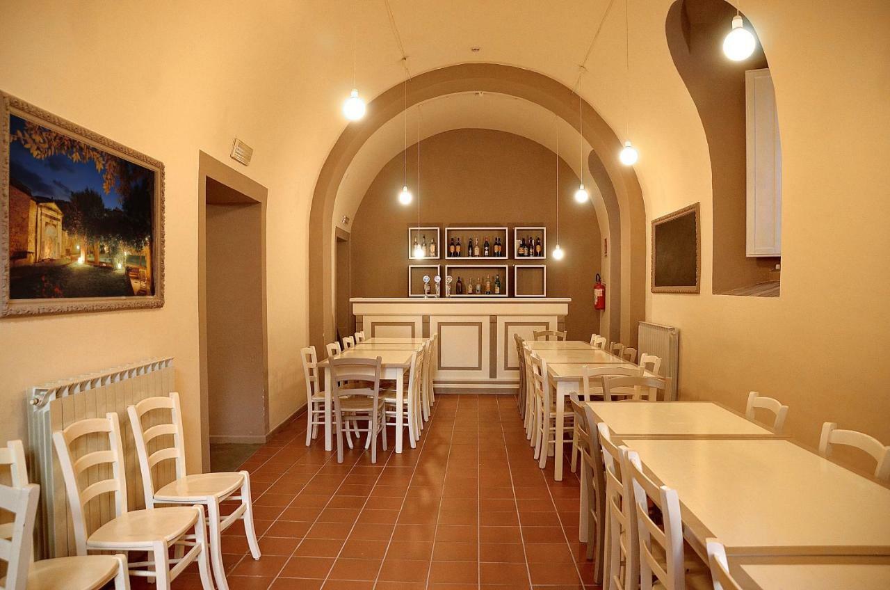 Ostello Palazzo Pierantoni Foligno Ngoại thất bức ảnh